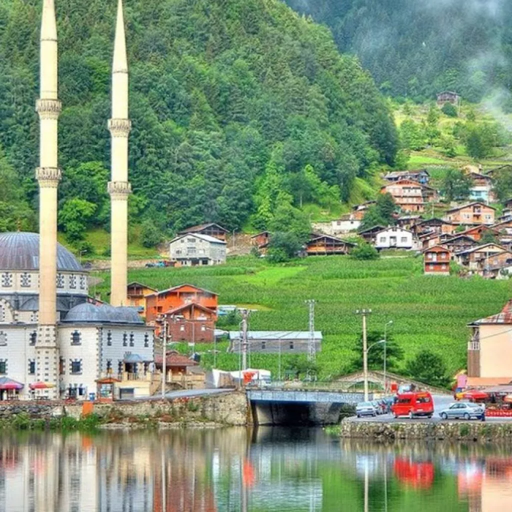 السياحة في طرابوزن