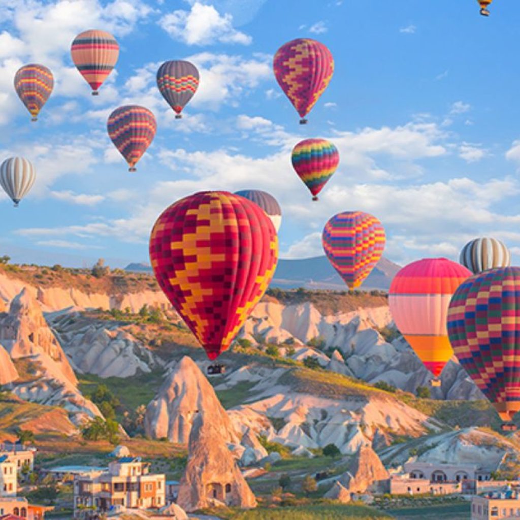 السياحة في كابادوكيا