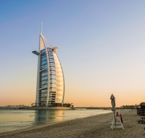 برنامج اسبوع دبي